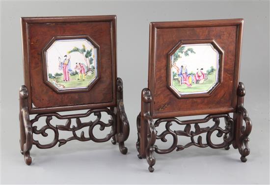 A pair of Chinese carved and pierced hardwood table screens, 19th century, overall height 20.3cm